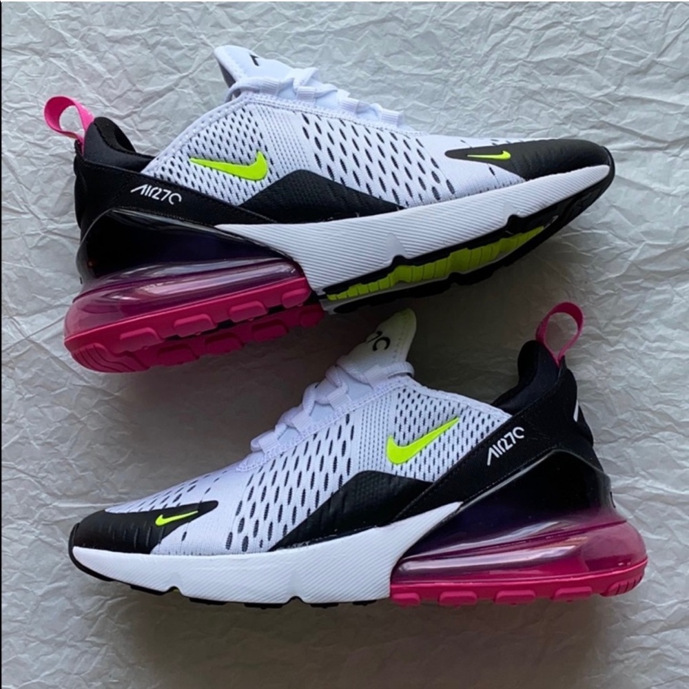 Nike 270